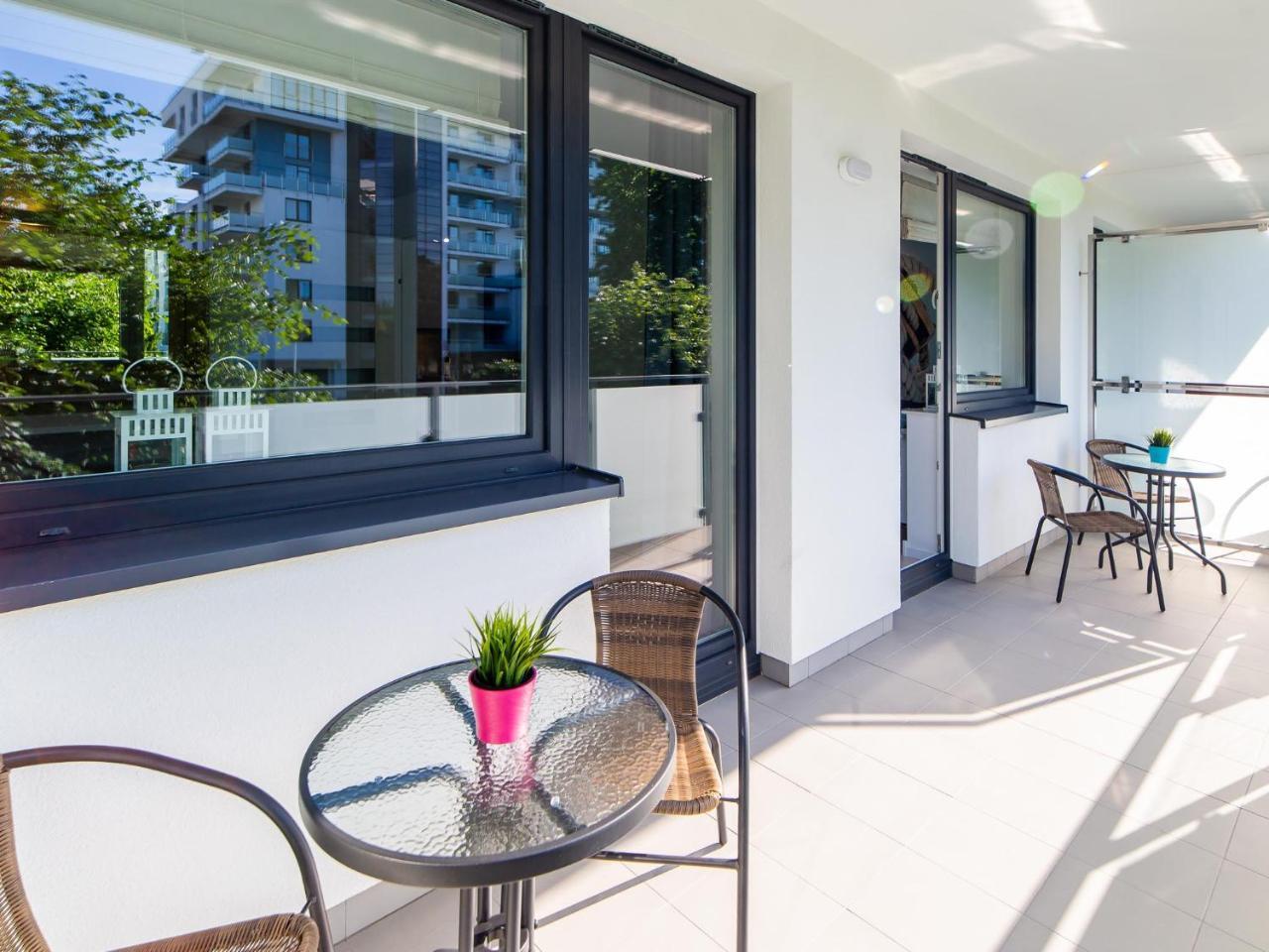 Apartamenty Baltia Kolobrzeg - Blizej Morza ภายนอก รูปภาพ