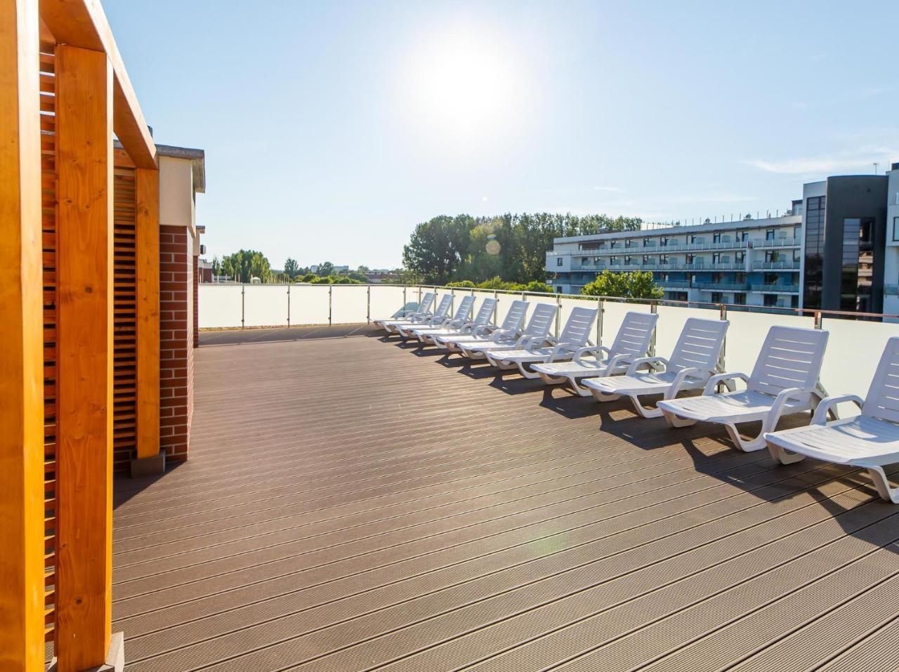 Apartamenty Baltia Kolobrzeg - Blizej Morza ภายนอก รูปภาพ
